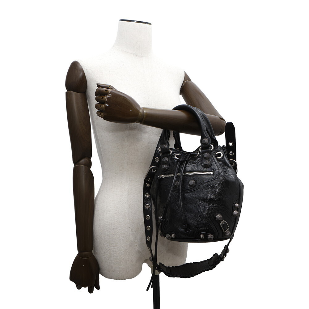 Balenciaga handbag Le Cagole Bucket shoulder bag Black - Picture 4 of 11
